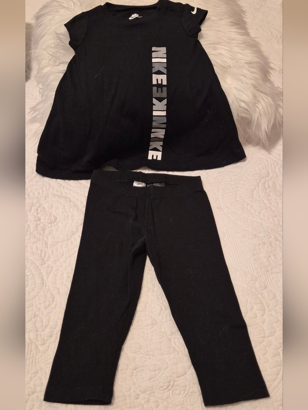 Nike Girls Black Logo Capri Leggings Set